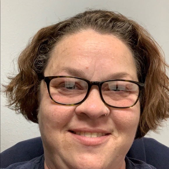 Meet your Posher, Alisha - Picture 1 of 1